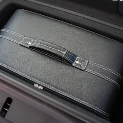 Audi R8 Spyder/Roadster (EU) Bis 2015 Kofferset Teilleder 2-tlg. -Ausgewählte Reisespeichergeschäfte 1048219 31AB3