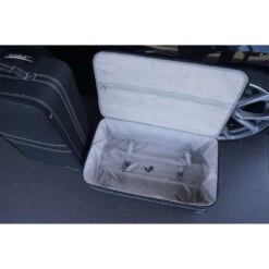 BMW Z4 G29 Ab Bj. 2018 (EU) 4-tlg. Kofferset Kofferraum 13 BMW Z4 G29 Ab Bj. 2018 (EU) 4-tlg. Kofferset Kofferraum -Ausgewählte Reisespeichergeschäfte 1048486 DSC01673