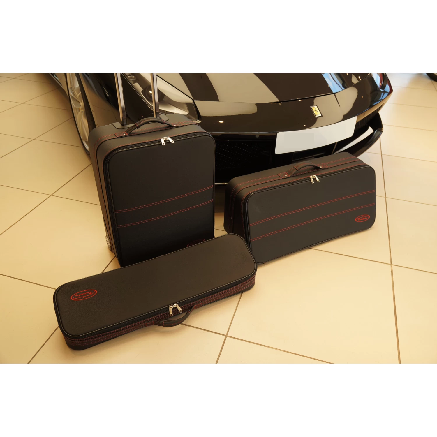 Ferrari 458 Italia/Spider + 488 GTB/Spider (EU-Version) - 3-tlg. Kofferset Kofferraum - Rote Naht 5 Ferrari 458 Italia/Spider + 488 GTB/Spider (EU-Version) - 3-tlg. Kofferset Kofferraum - Rote Naht – Bild 5