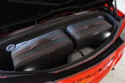 Chevrolet Corvette C8, US-Version - 2-tlg. Kofferset Heck Kofferraum -Ausgewählte Reisespeichergeschäfte 1050153 4