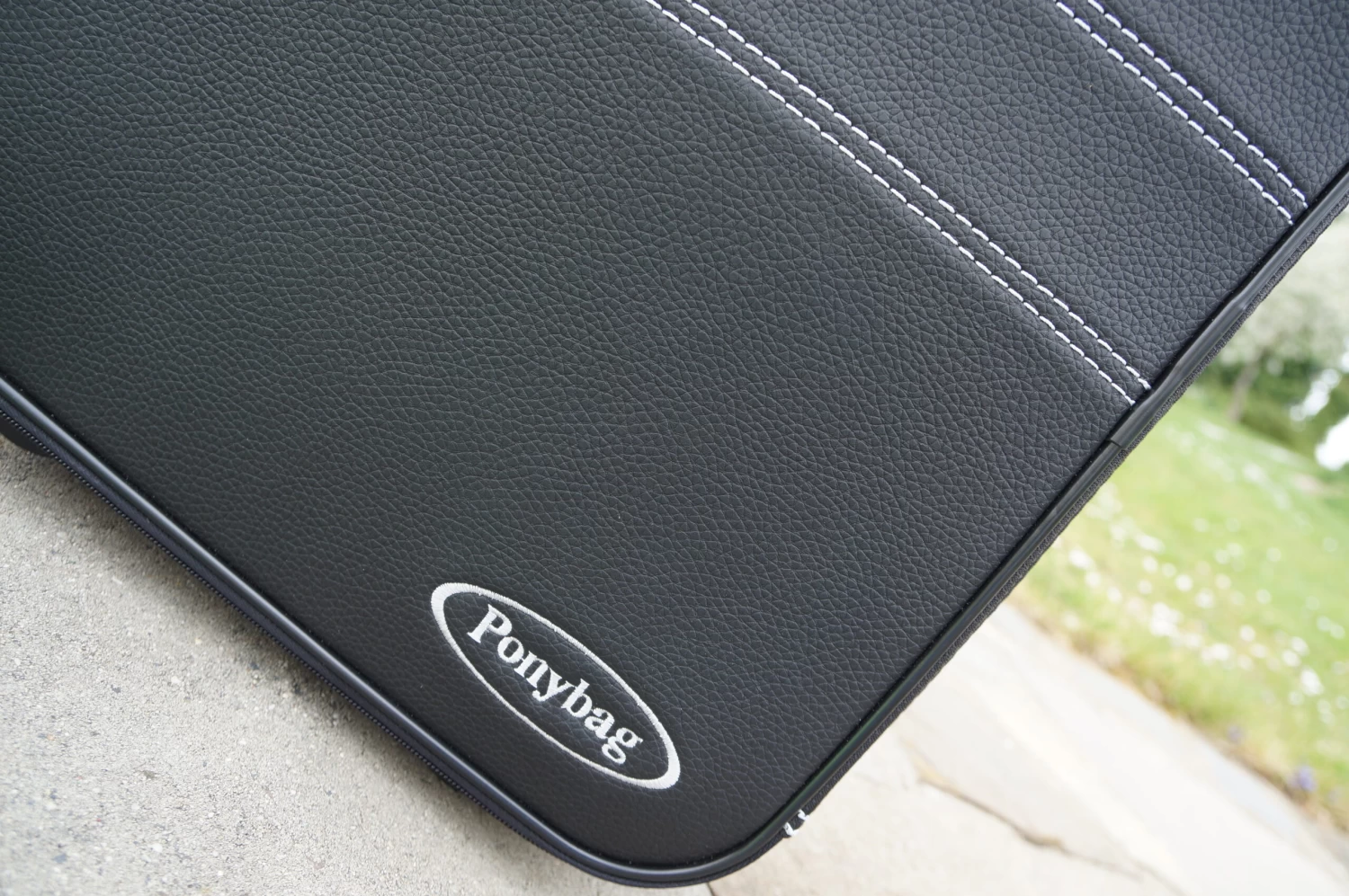 Ford Mustang V Cabrio 2005-2014 (EU-Version) - 2-tlg. Kofferset Kofferraum 7 Ford Mustang V Cabrio 2005-2014 (EU-Version) - 2-tlg. Kofferset Kofferraum – Bild 7