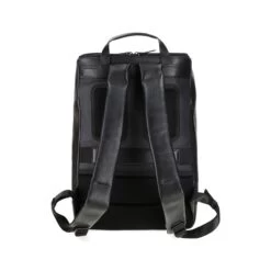 JOST STOCKHOLM Daypack Rucksack 2.0 - Schwarz 13 JOST STOCKHOLM Daypack Rucksack 2.0 - Schwarz -Ausgewählte Reisespeichergeschäfte 1051440 4700001 Stockholm 4
