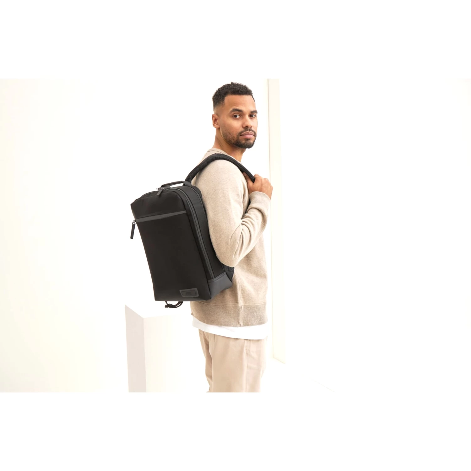 JOST TALLINN Daypack Rucksack - Schwarz 8 JOST TALLINN Daypack Rucksack - Schwarz – Bild 8